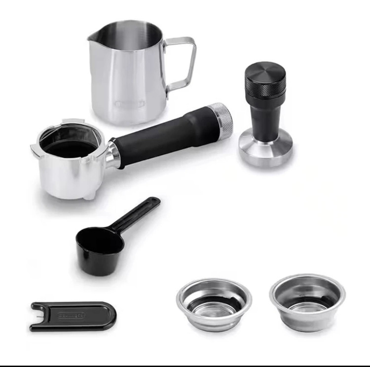 اسپرسو ساز 1100 میلی لیتر دلونگی مدل EC890