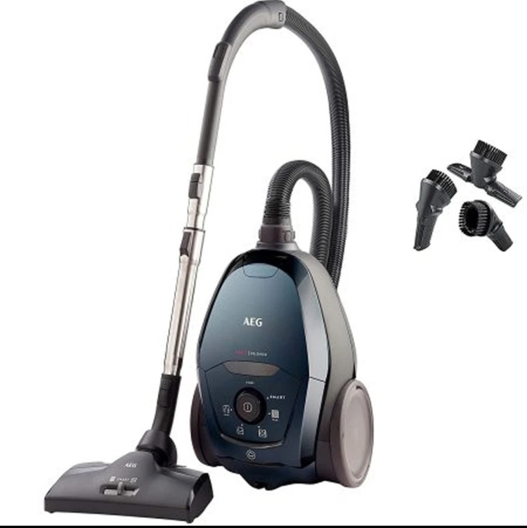 جارو برقی کیسه دار آ ا گ مدل Vx82 _1_2St توان 2200 وات فیلتر HEPA 13 قابل شستشو سیستم Smart Morde تنظیم خودکار مکش صدای 57 دسی بل ، مخزن 3.5 لیتر سیم جمع کن خودکار و شعاع کارکرد 12 متر